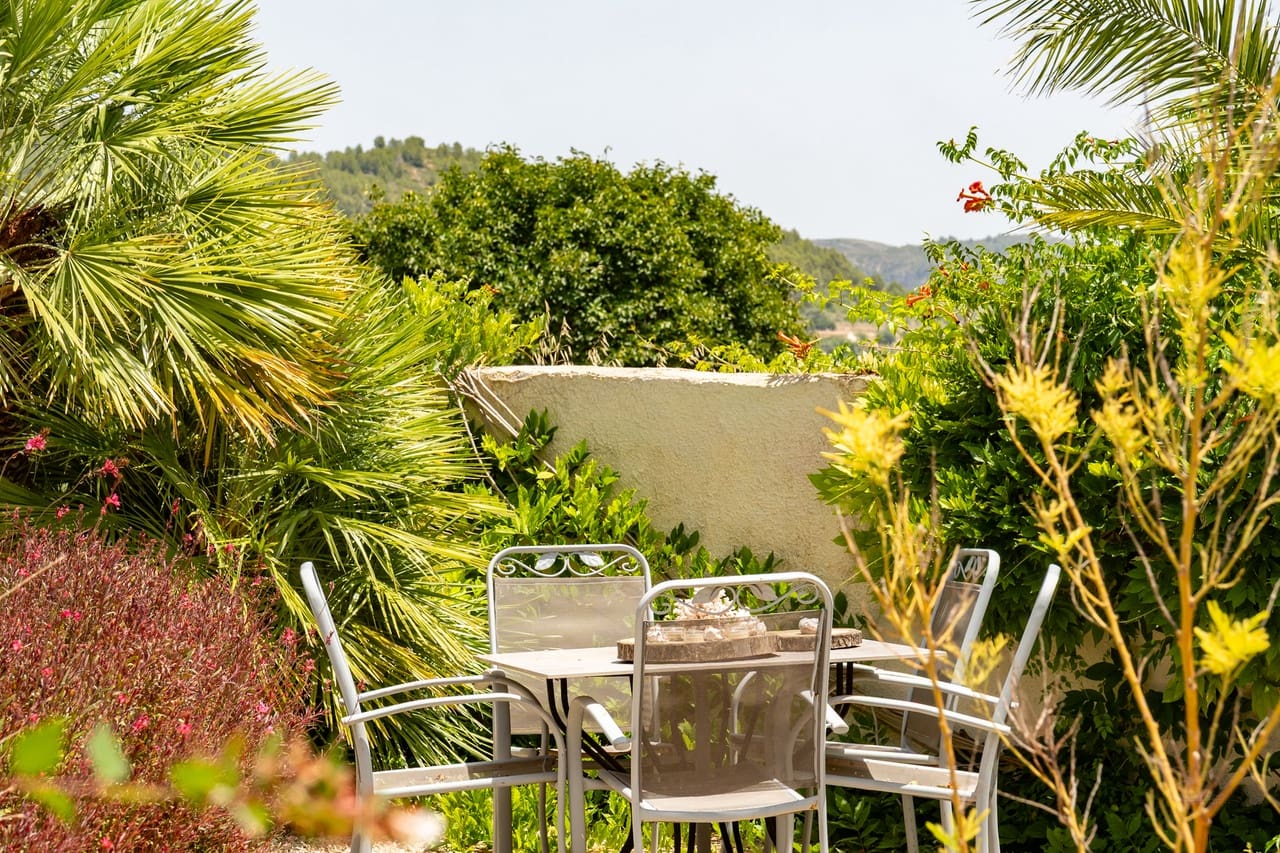 2 bedroom Villa for sale in Jalon / Xalo with pool garage - € 675,000 (Ref: 9921099)