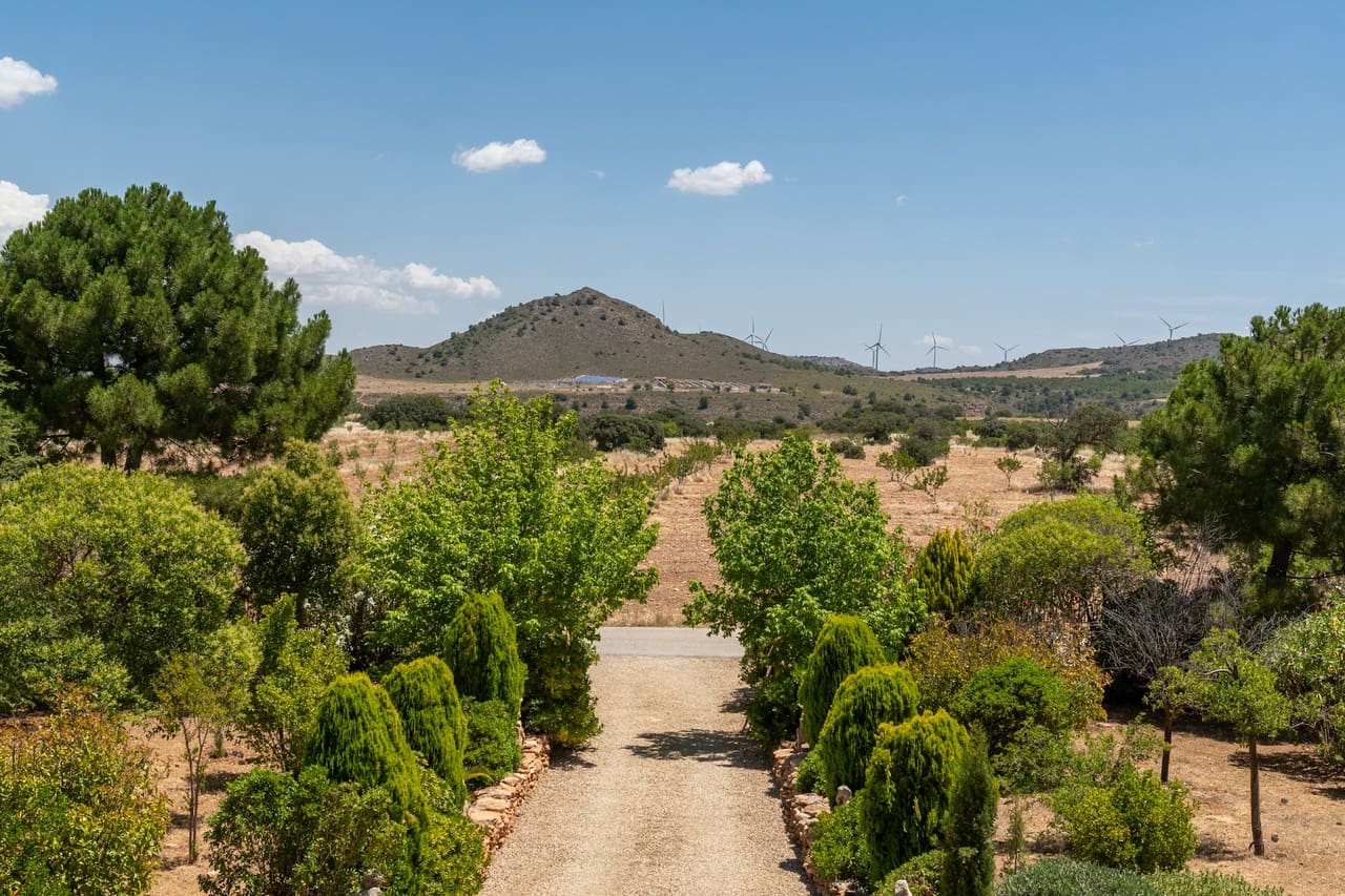 4 bedroom Finca/Country House for sale in Freila with pool garage - € 1,340,000 (Ref: 9922610)