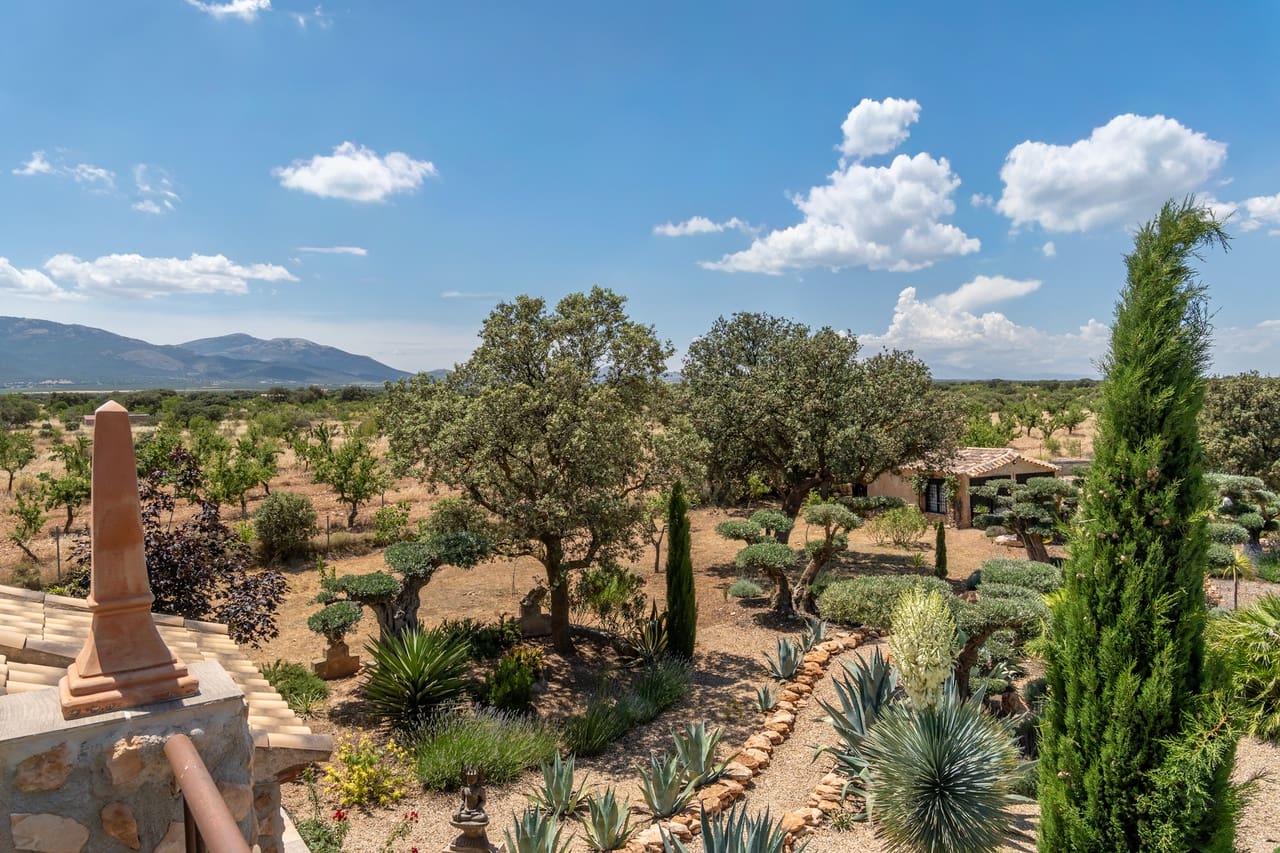 4 bedroom Finca/Country House for sale in Freila with pool garage - € 1,340,000 (Ref: 9922610)