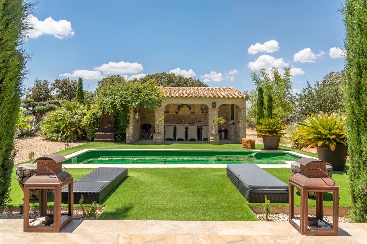 4 bedroom Finca/Country House for sale in Freila with pool garage - € 1,340,000 (Ref: 9922610)