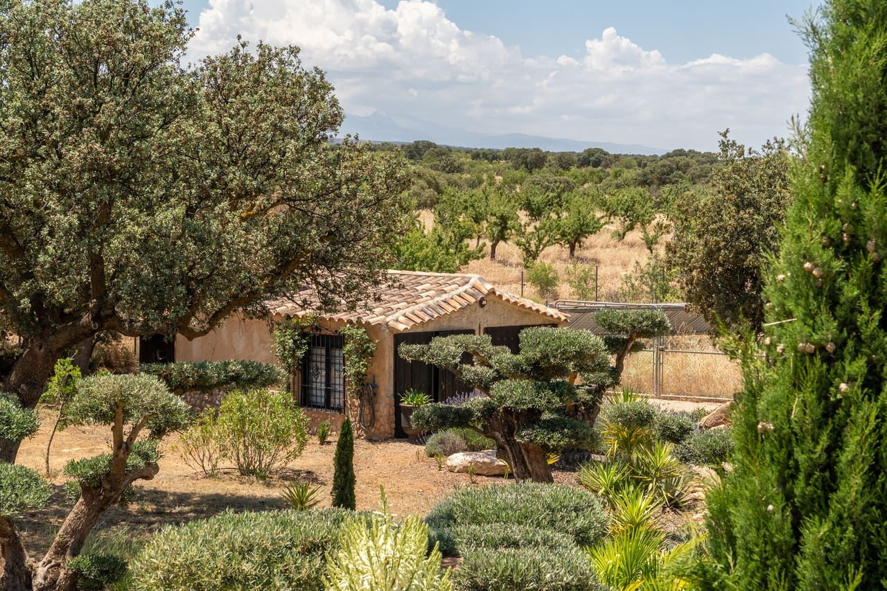 4 bedroom Finca/Country House for sale in Freila with pool garage - € 1,340,000 (Ref: 9922610)