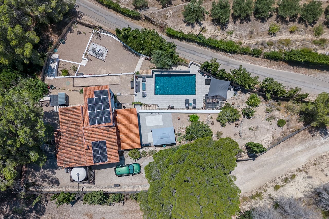 3 slaapkamer Villa te koop in Benissa met zwembad - € 595.000 (Ref: 9953086)