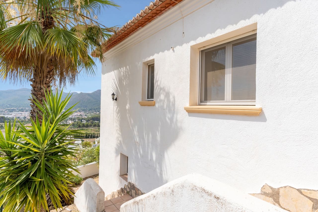 4 soveværelse Villa til salg i Jalon / Xalo med swimmingpool - € 515.000 (Ref: 9956347)