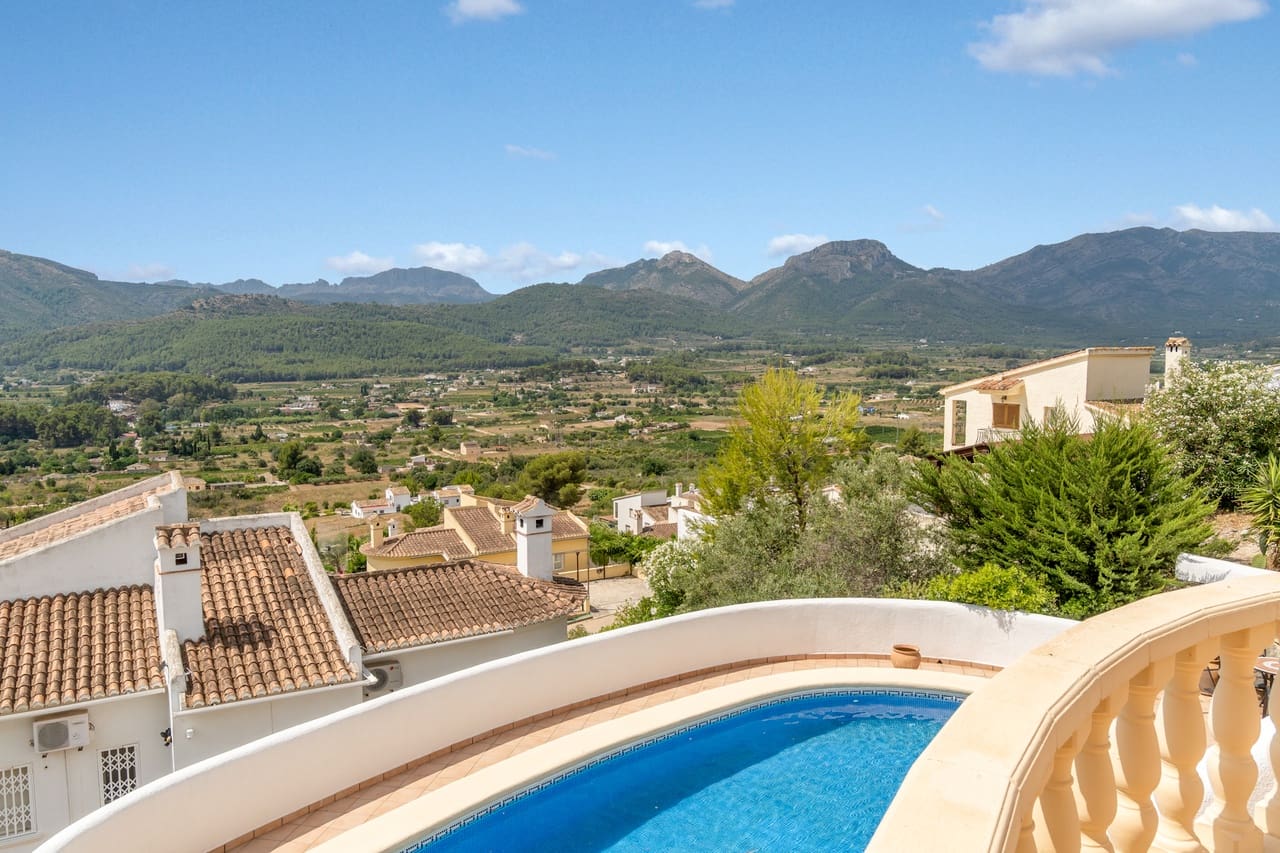 4 soveværelse Villa til salg i Jalon / Xalo med swimmingpool - € 515.000 (Ref: 9956347)
