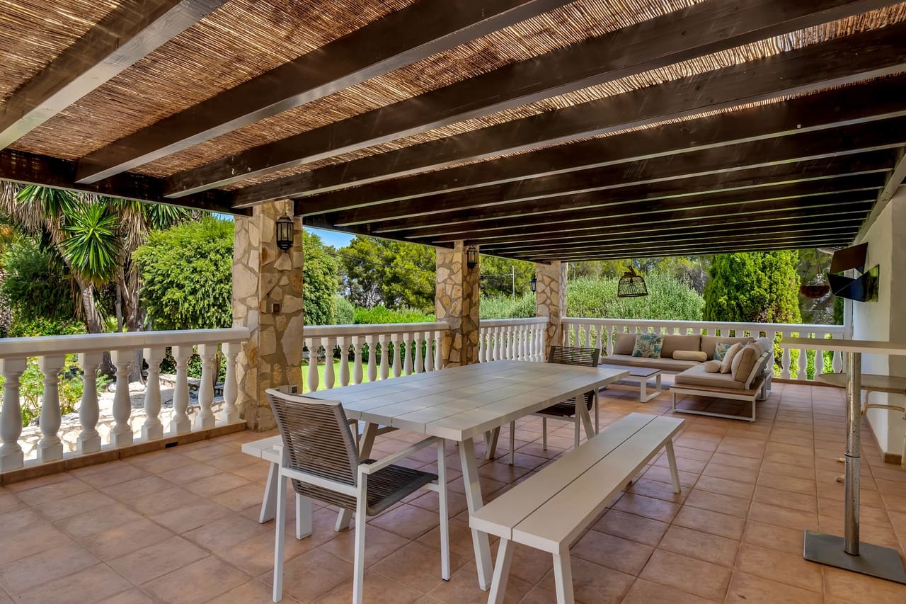 4 soveværelse Villa til salg i Javea / Xabia med swimmingpool garage - € 1.995.000 (Ref: 9975843)