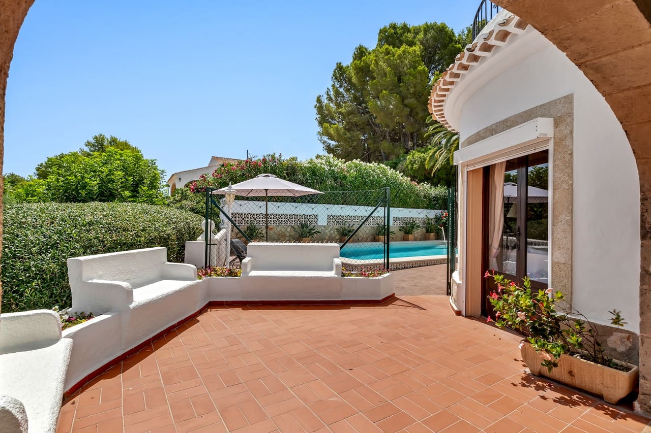 4 soveværelse Villa til salg i Javea / Xabia med swimmingpool garage - € 1.995.000 (Ref: 9975843)