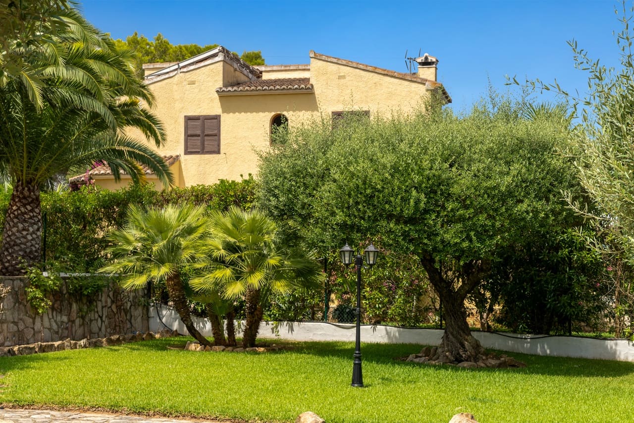 4 soveværelse Villa til salg i Javea / Xabia med swimmingpool garage - € 1.995.000 (Ref: 9975843)