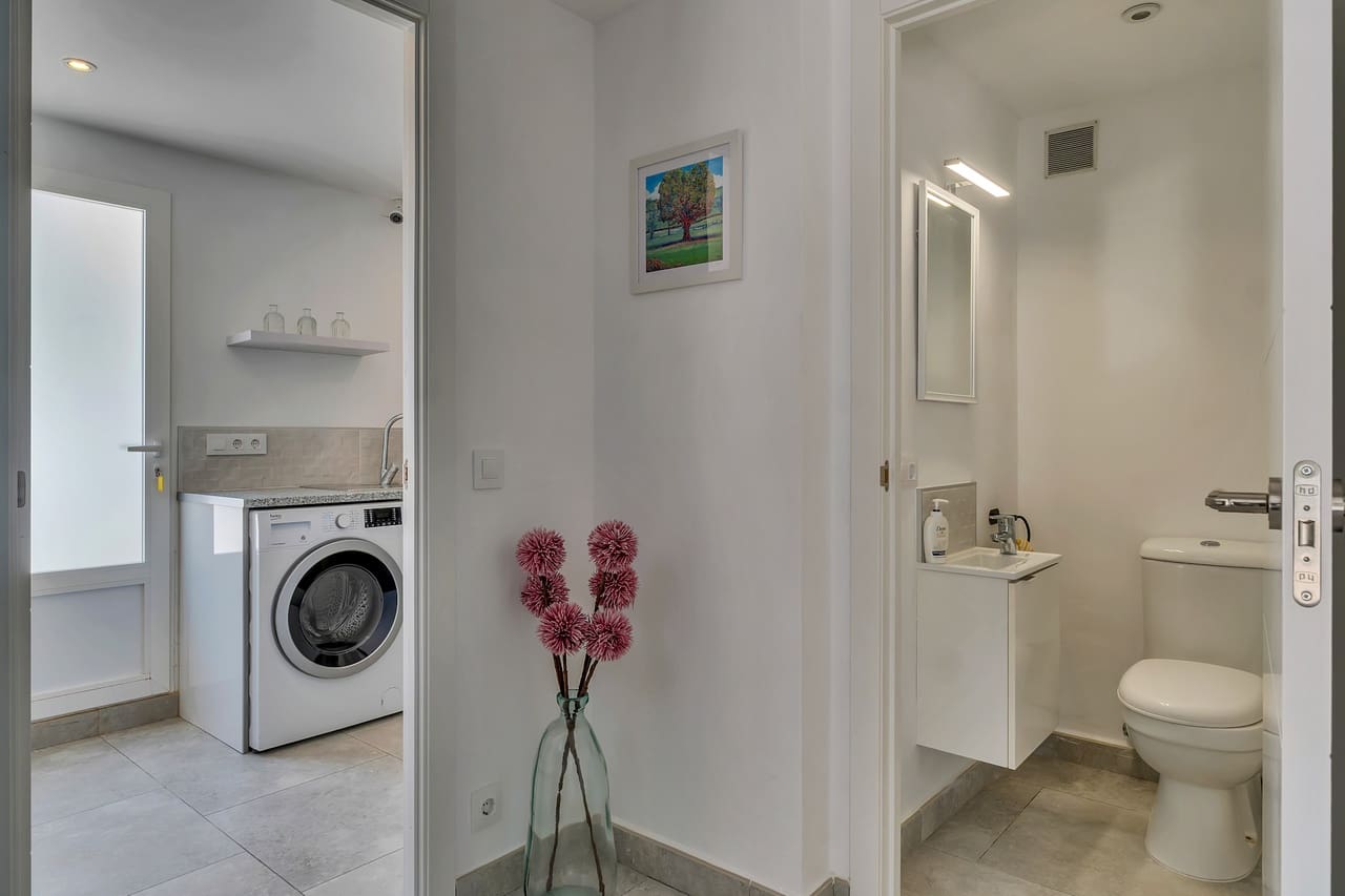 3 Zimmer Villa zu verkaufen in Orba mit Pool - 475.000 € (Ref: 9997523)