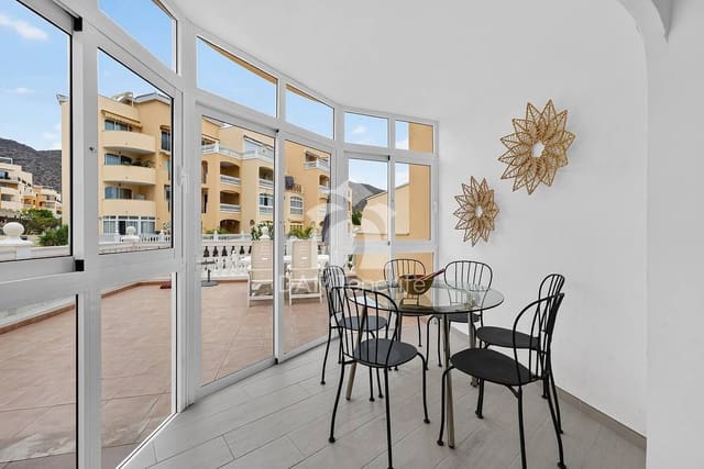 2 soveværelse Lejlighed til salg i Los Cristianos, Arona - € 440.000 (Ref: 10000604)