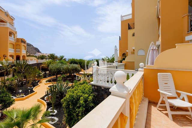 2 soveværelse Lejlighed til salg i Los Cristianos, Arona - € 440.000 (Ref: 10000604)