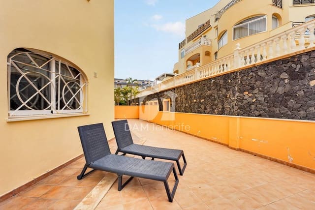 2 soveværelse Lejlighed til salg i Los Cristianos, Arona - € 440.000 (Ref: 10000604)
