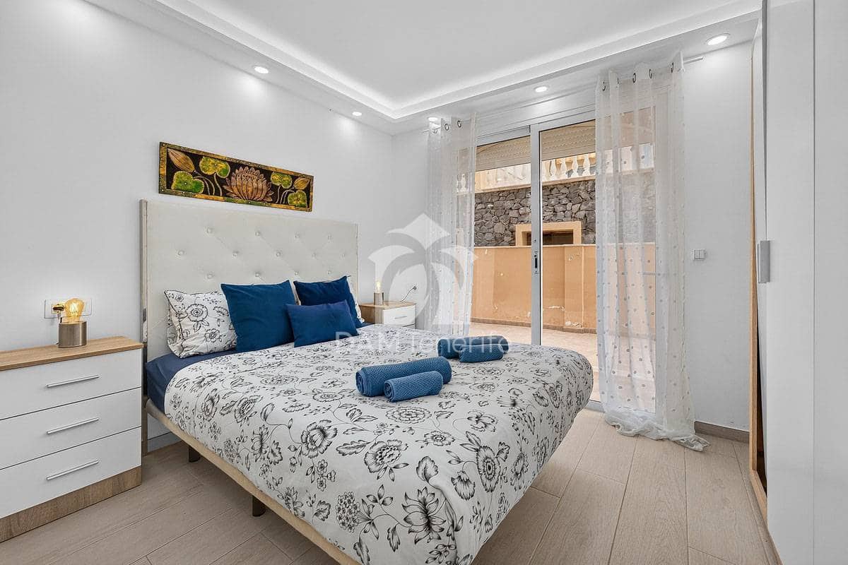 2 soverom Leilighet til salgs i Los Cristianos - € 440 000 (Ref: 10000604)