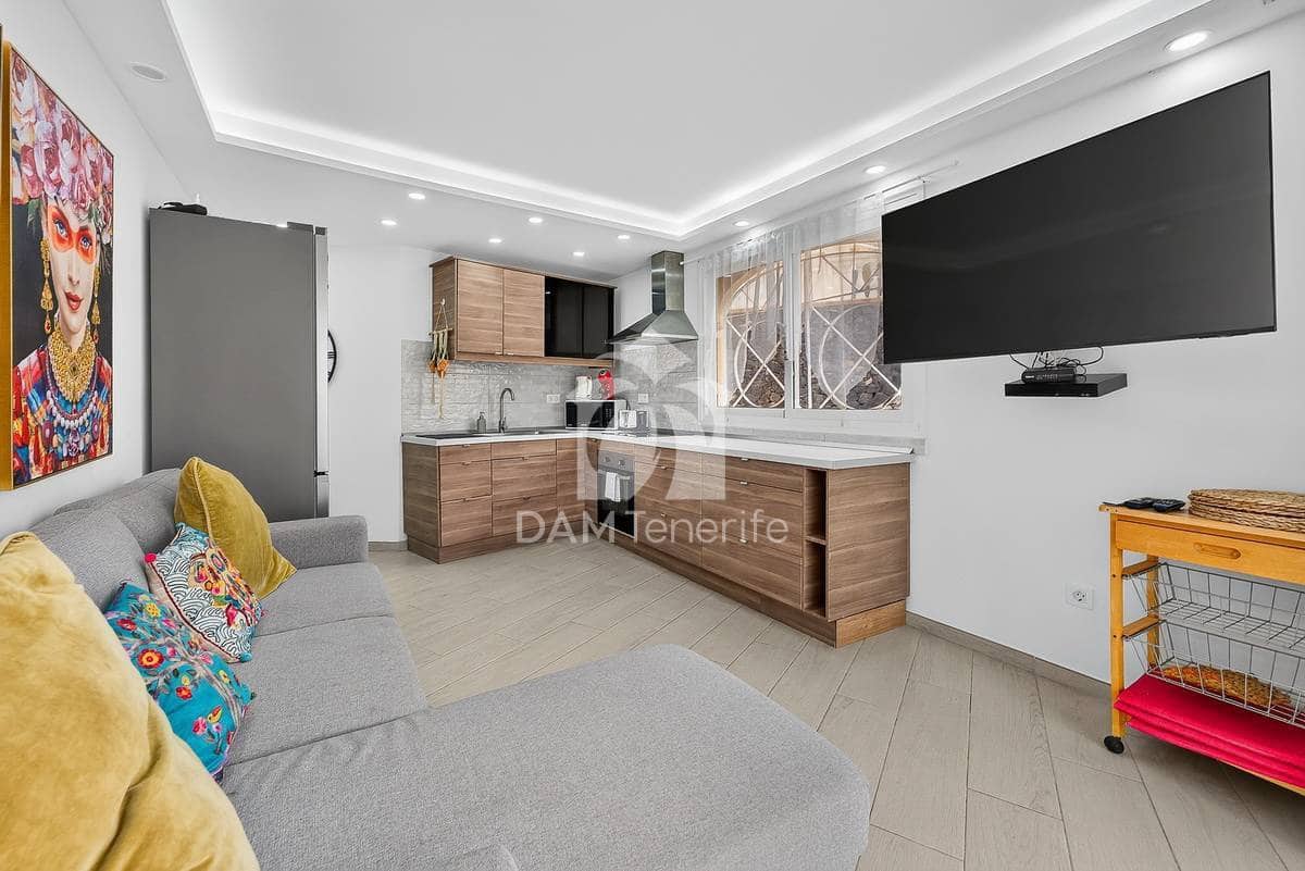 2 soverom Leilighet til salgs i Los Cristianos - € 440 000 (Ref: 10000604)