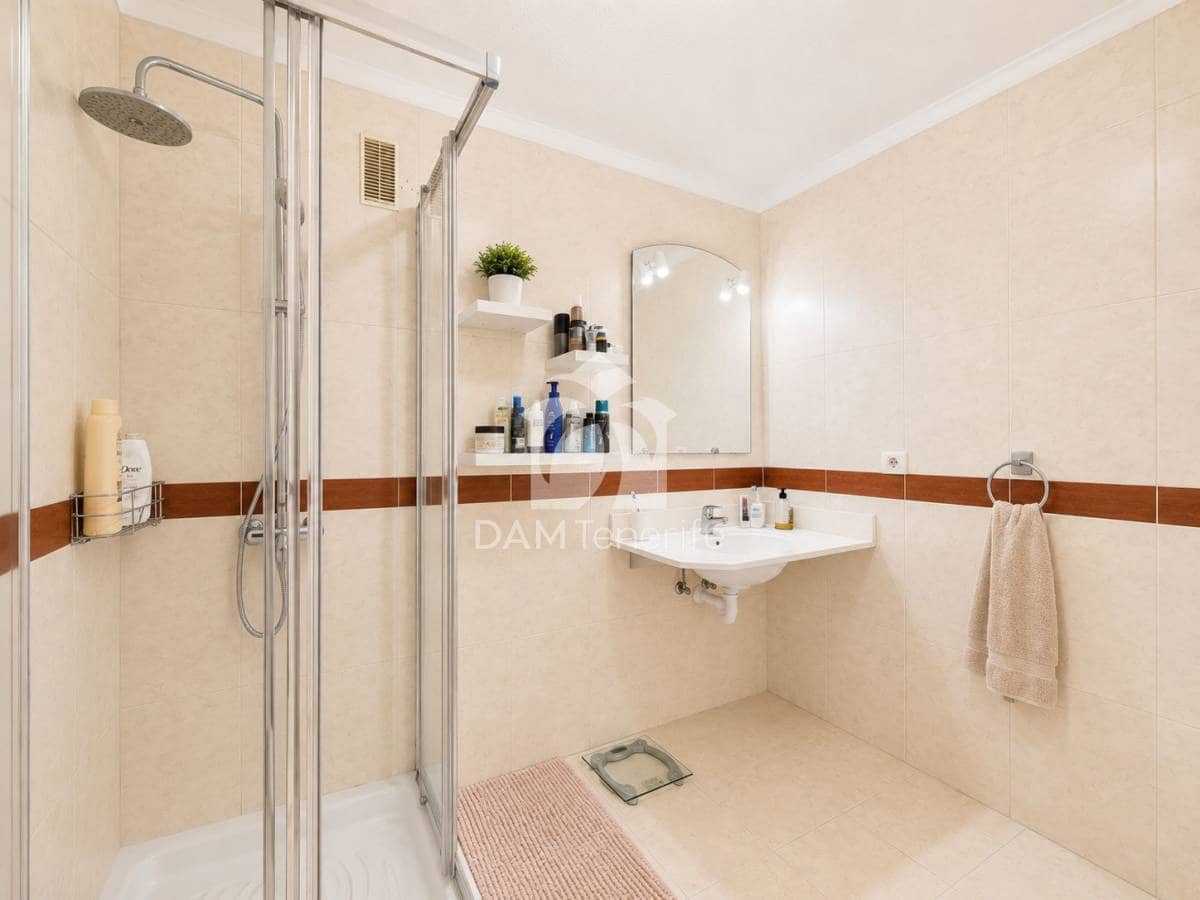 1 soverom Leilighet til salgs i Costa Adeje - € 270 000 (Ref: 10008144)