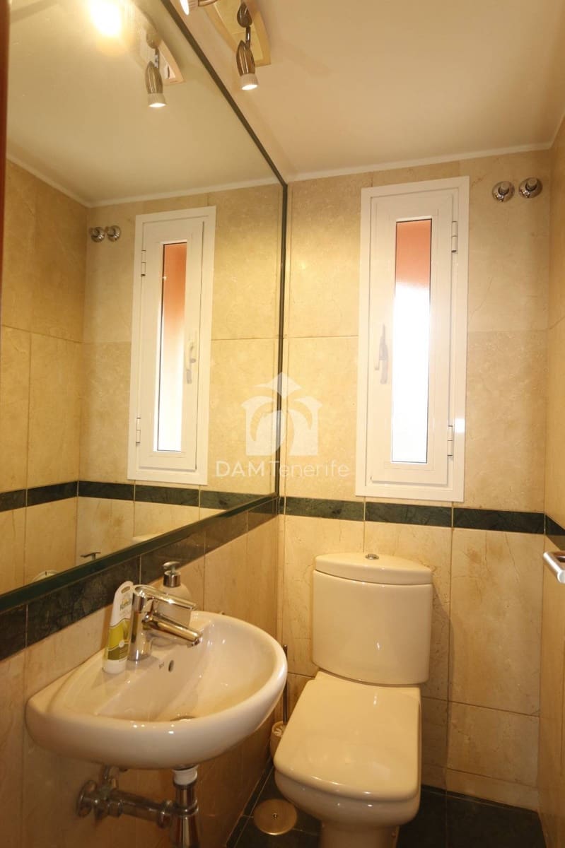 4 bedroom Villa for sale in Costa Adeje - € 1,350,000 (Ref: 10026207)
