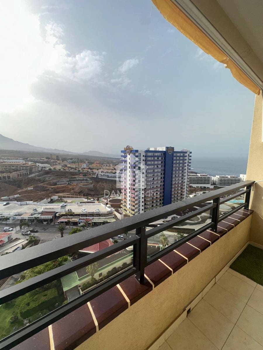 1 slaapkamer Appartement te koop in Playa Paraiso - € 220.000 (Ref: 10029786)