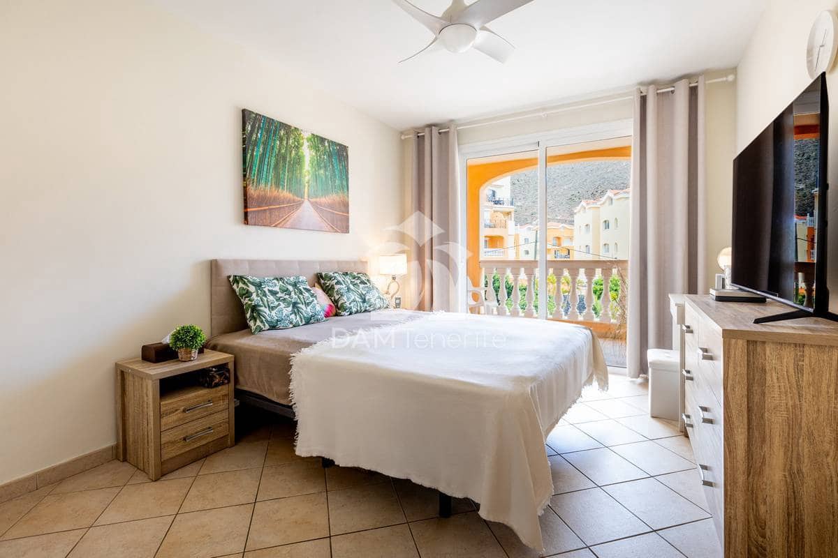 2 sypialnia Apartament na sprzedaż w Los Cristianos - 455 000 € (Ref: 10042135)