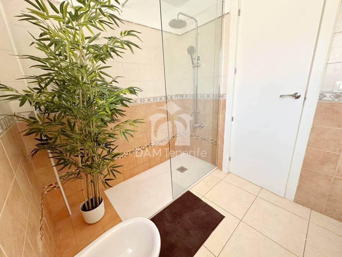 2 slaapkamer Villa te koop in Palm-Mar met zwembad garage - € 595.000 (Ref: 10057268)