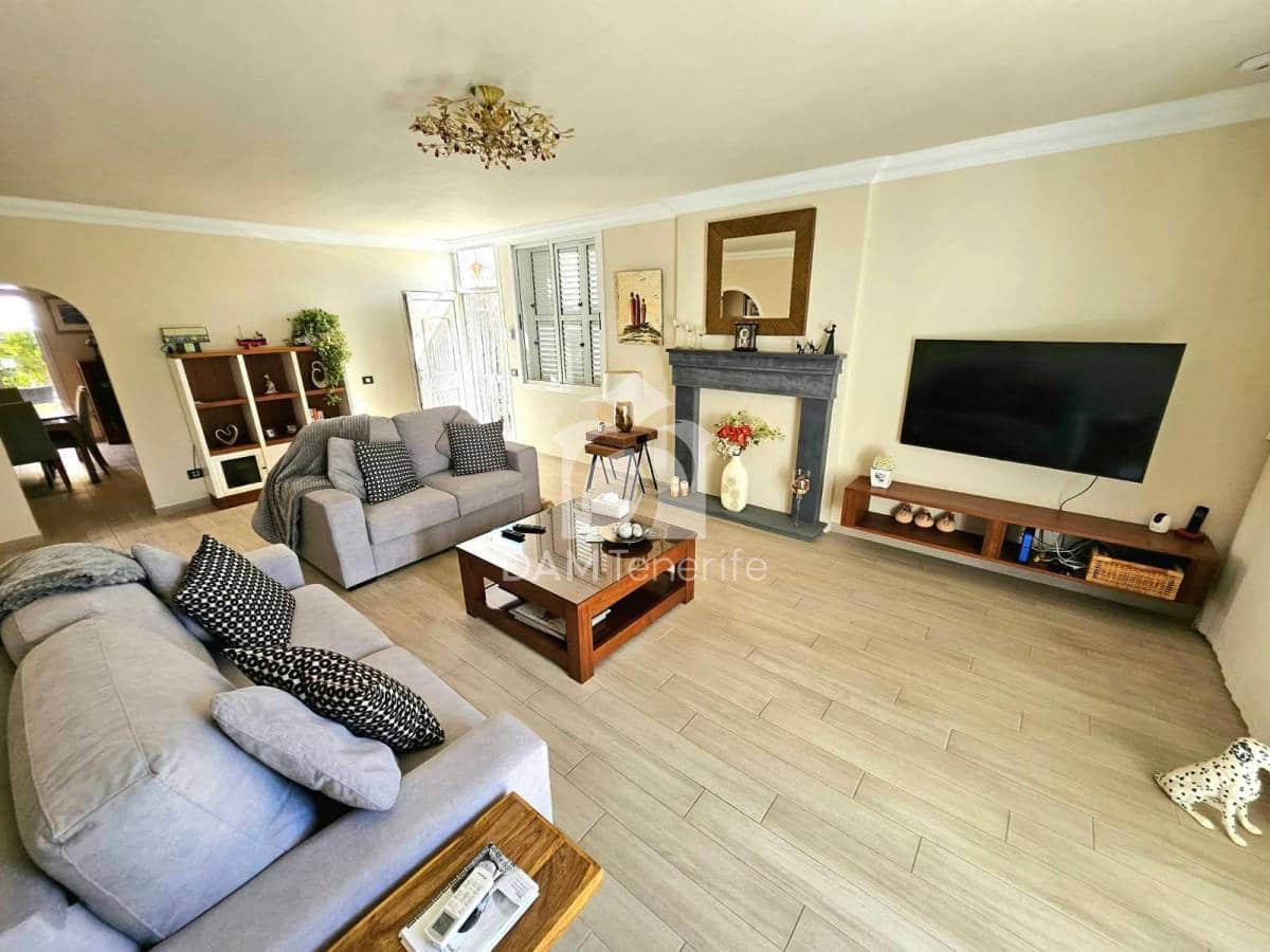 2 makuuhuone Huvila myytävänä paikassa Guargacho - 435 000 € (Ref: 10060937)