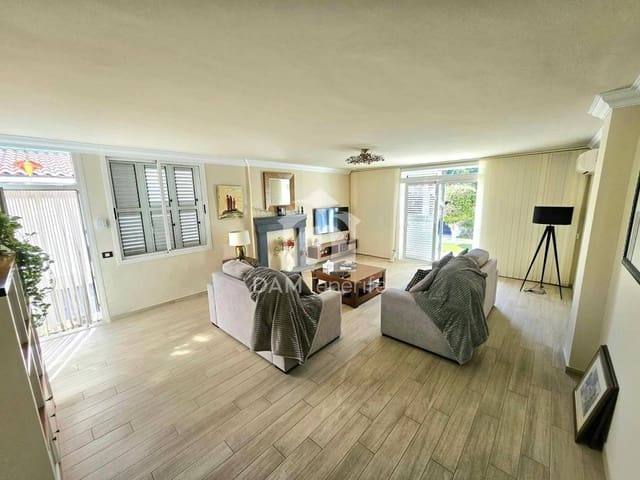 2 makuuhuone Huvila myytävänä paikassa Guargacho - 435 000 € (Ref: 10060937)