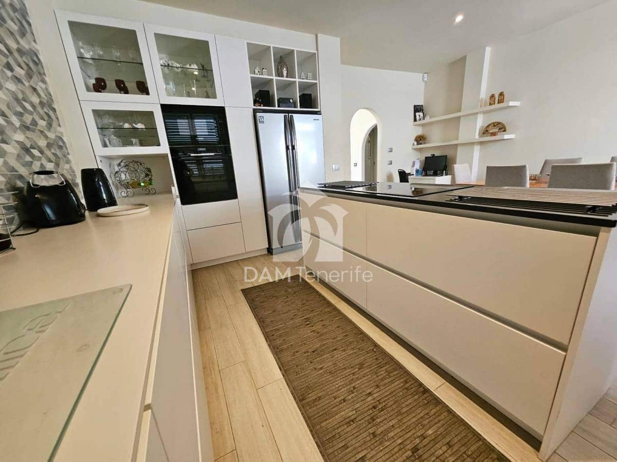 2 makuuhuone Huvila myytävänä paikassa Guargacho - 435 000 € (Ref: 10060937)