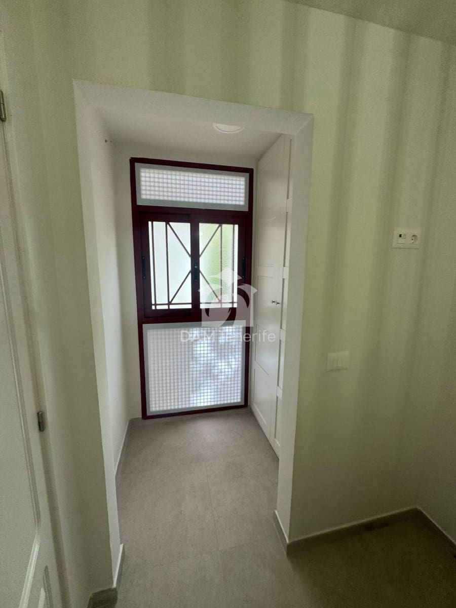 2 slaapkamer Appartement te koop in Palm-Mar - € 349.000 (Ref: 10093771)