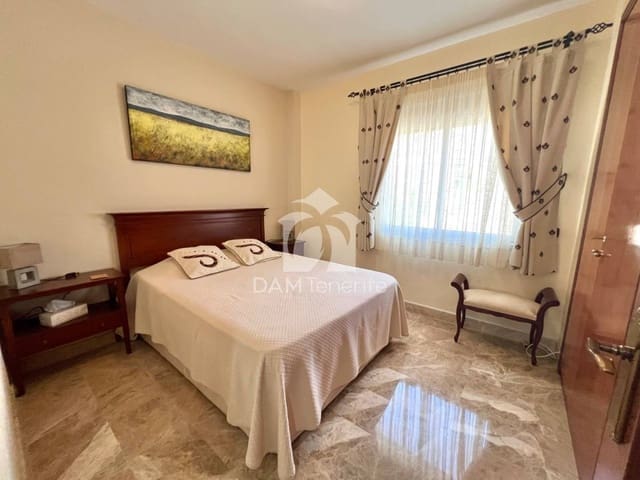Apartamento de 2 habitaciones en Los Cristianos, Arona en venta con piscina garaje - 540.000 € (Ref: 10130506)