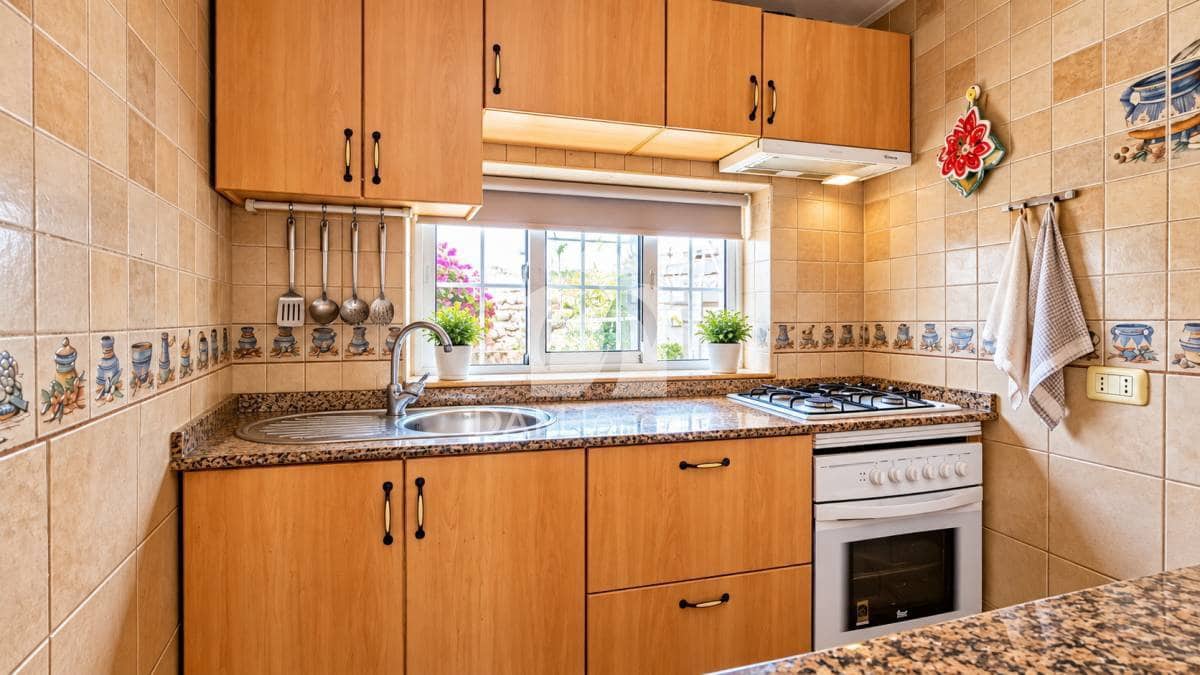 2 slaapkamer Bungalow te koop in Costa Adeje met zwembad - € 460.000 (Ref: 10158735)