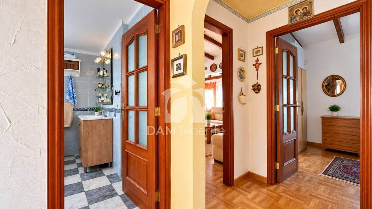 2 slaapkamer Bungalow te koop in Costa Adeje met zwembad - € 460.000 (Ref: 10158735)