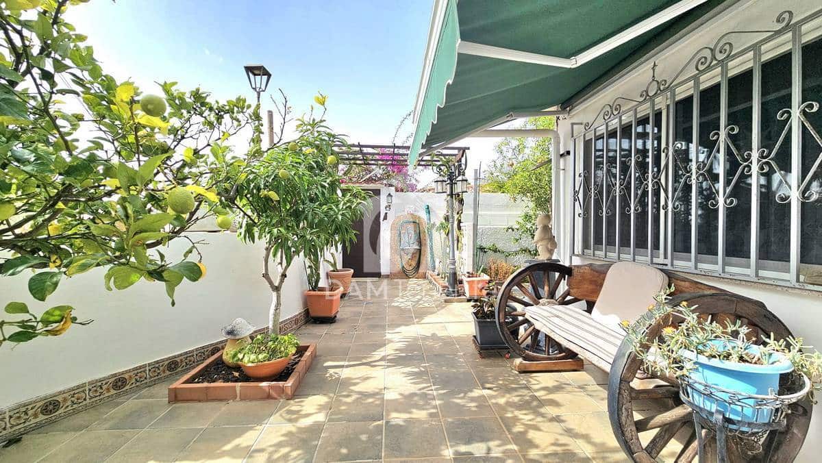2 slaapkamer Bungalow te koop in Costa Adeje met zwembad - € 460.000 (Ref: 10158735)