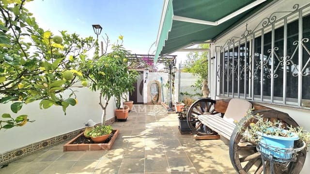2 slaapkamer Bungalow te koop in Playa de Fañabé Alto, Adeje met zwembad - € 460.000 (Ref: 10158735)