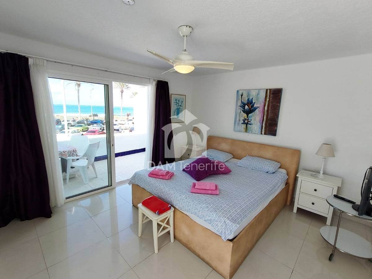 3 chambre Villa/Maison à vendre à Playa de las Americas avec piscine - 849 000 € (Ref: 10158828)