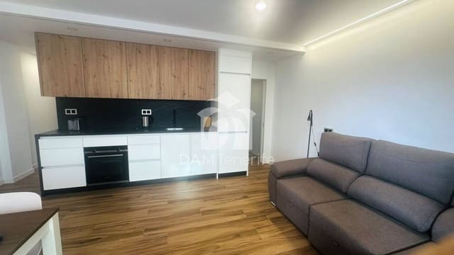 2 soveværelse Lejlighed til leje i Los Gigantes, Santiago del Teide med swimmingpool garage - € 1.600 (Ref: 10170284)