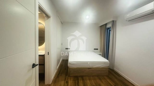 2 soveværelse Lejlighed til leje i Los Gigantes, Santiago del Teide med swimmingpool garage - € 1.600 (Ref: 10170284)