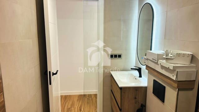 2 soveværelse Lejlighed til leje i Los Gigantes, Santiago del Teide med swimmingpool garage - € 1.600 (Ref: 10170284)