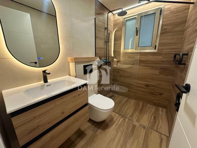 2 quarto Apartamento para arrendar em Los Gigantes, Santiago del Teide com piscina garagem - 1 500 € (Ref: 10170284)