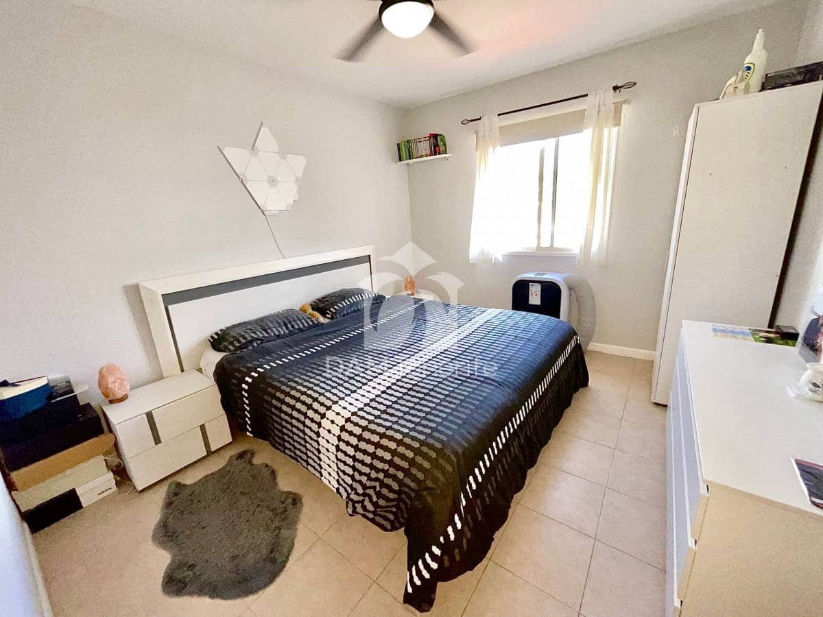 4 slaapkamer Villa te koop in Costa Adeje met zwembad garage - € 595.000 (Ref: 10175969)