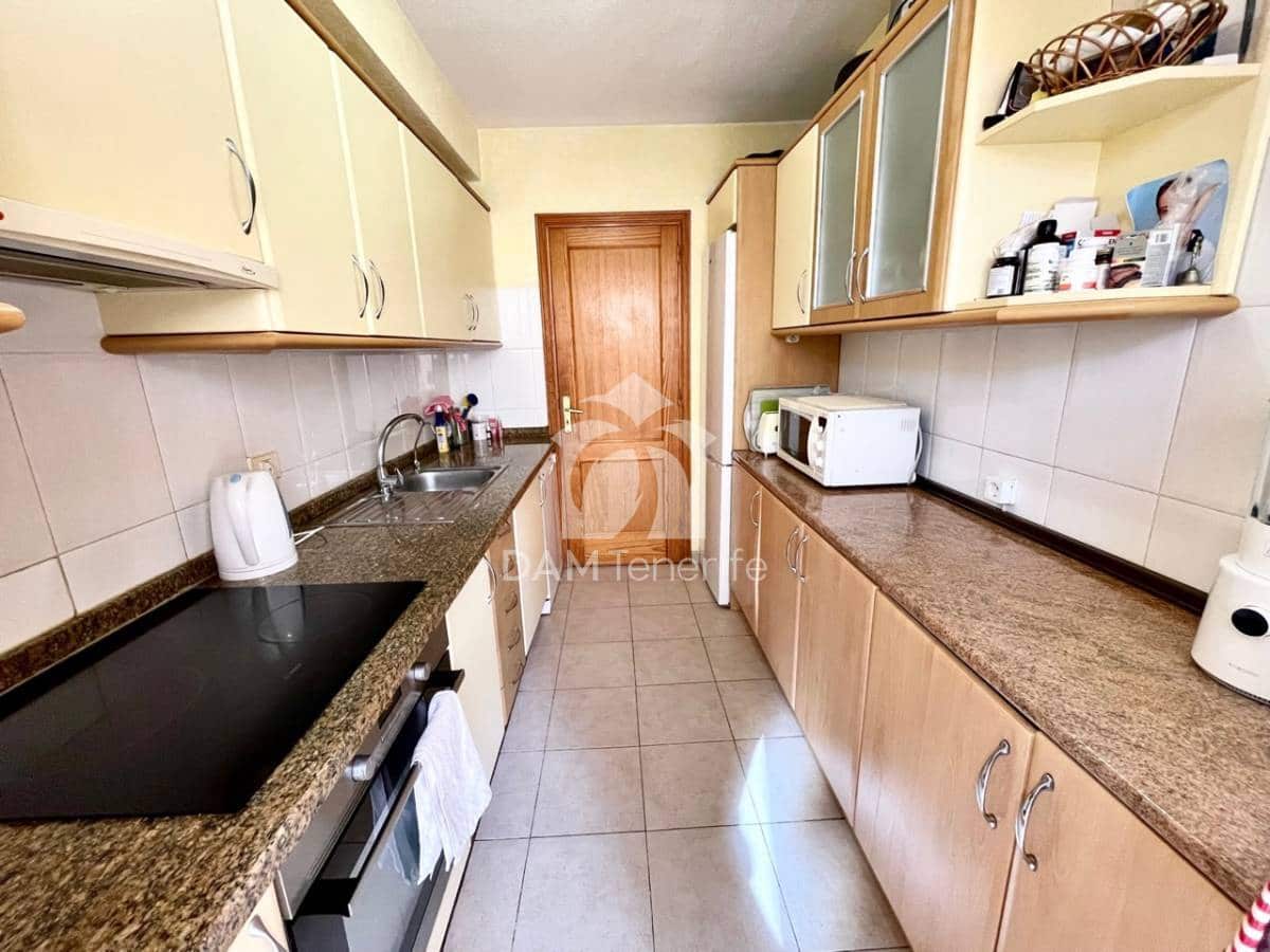 4 slaapkamer Villa te koop in Costa Adeje met zwembad garage - € 595.000 (Ref: 10175969)