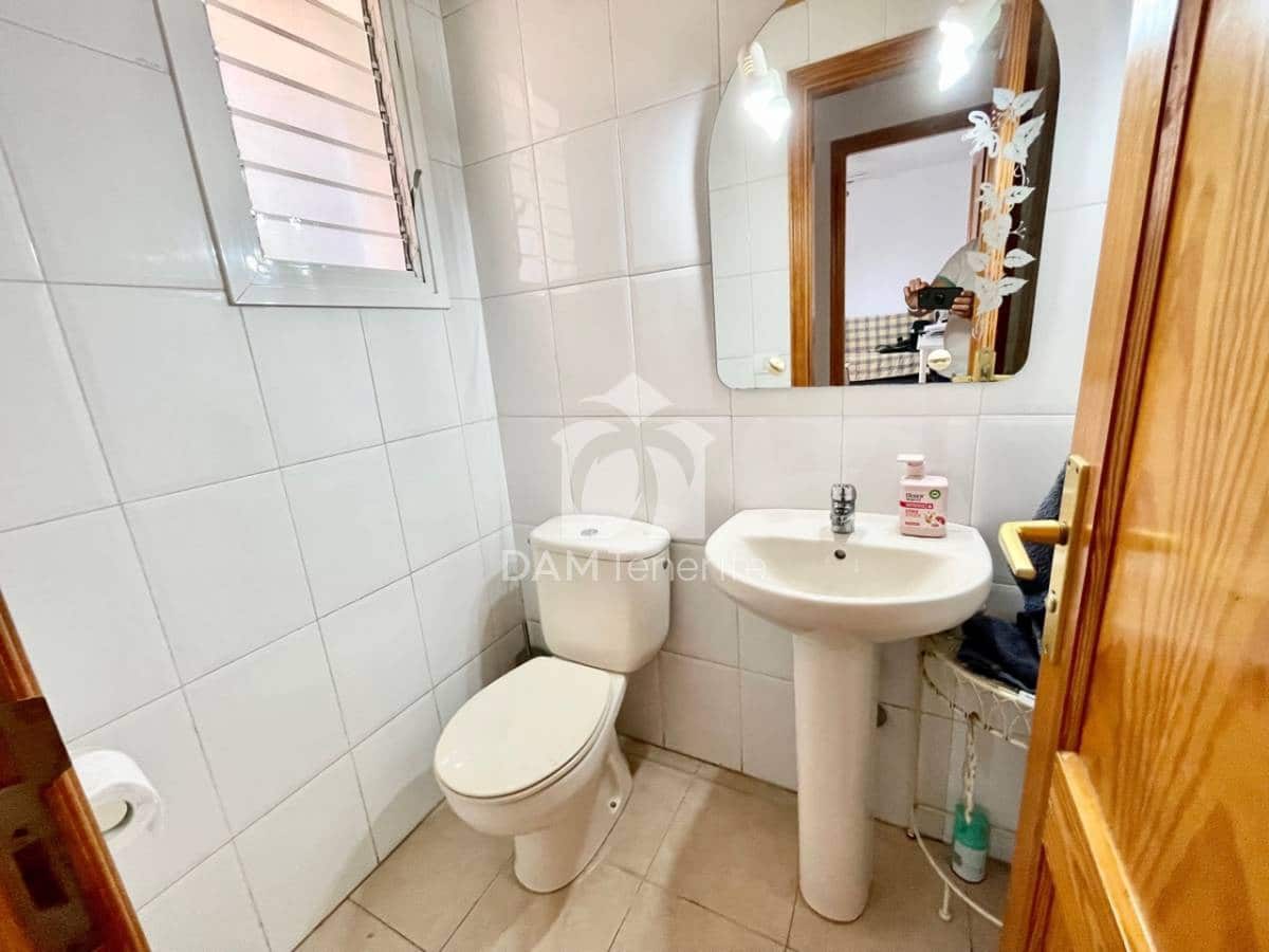 4 slaapkamer Villa te koop in Costa Adeje met zwembad garage - € 595.000 (Ref: 10175969)