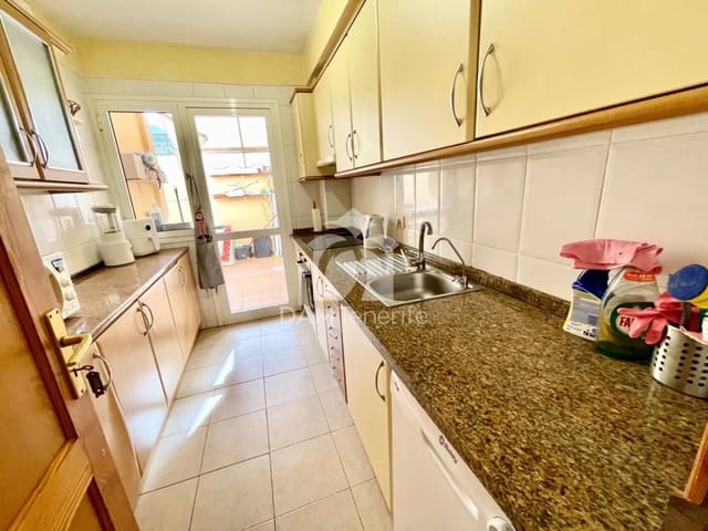 4 slaapkamer Villa te koop in Playa de Fañabé Alto, Adeje met zwembad garage - € 595.000 (Ref: 10175969)