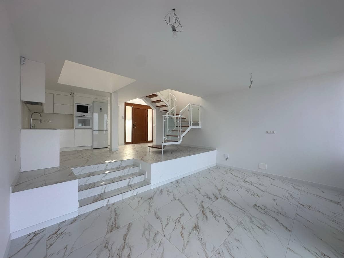 2 slaapkamer Appartement te koop in Los Gigantes - € 575.000 (Ref: 8607418)