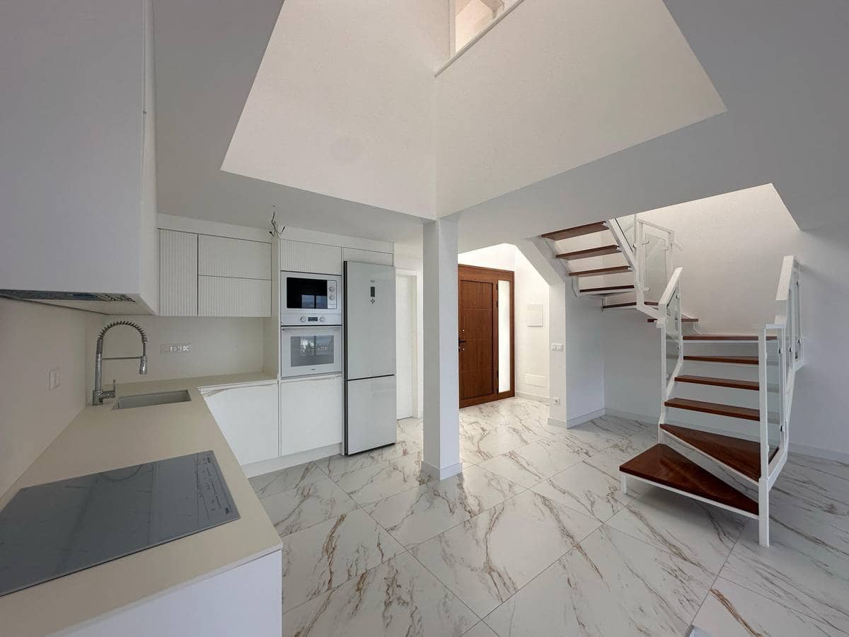 2 slaapkamer Appartement te koop in Los Gigantes - € 575.000 (Ref: 8607418)