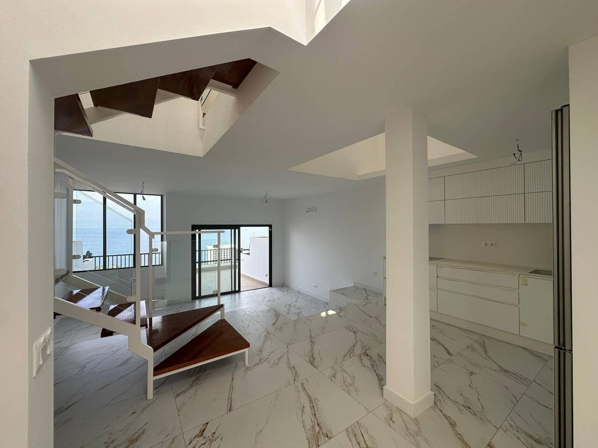 2 slaapkamer Appartement te koop in Los Gigantes - € 575.000 (Ref: 8607418)