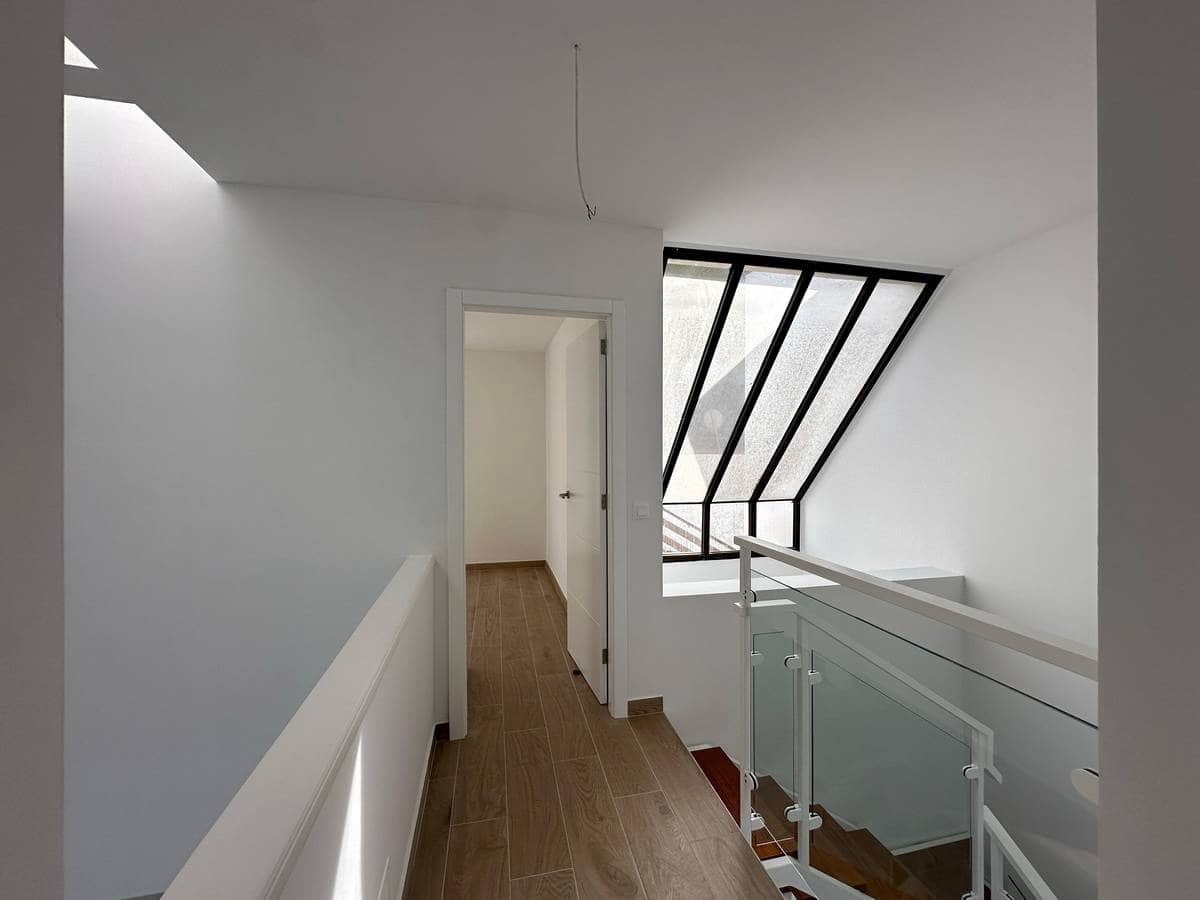 2 slaapkamer Appartement te koop in Los Gigantes - € 575.000 (Ref: 8607418)