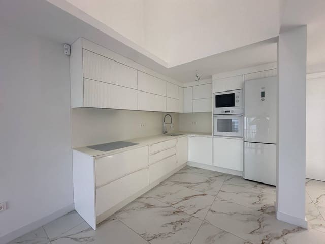 2 slaapkamer Appartement te koop in Los Gigantes, Santiago del Teide - € 575.000 (Ref: 8607418)