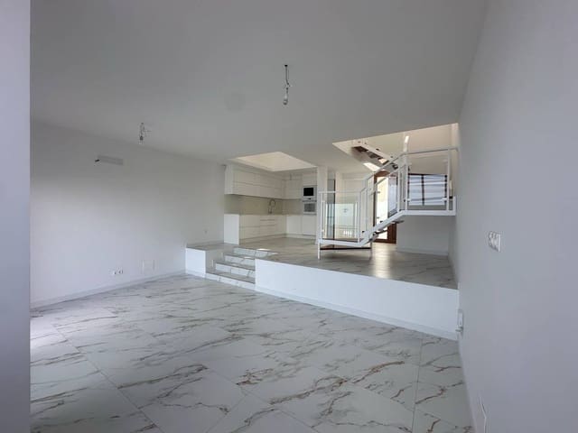 2 slaapkamer Appartement te koop in Los Gigantes, Santiago del Teide - € 575.000 (Ref: 8607418)