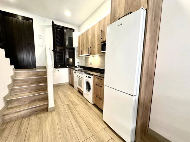 2 Zimmer Apartment zu verkaufen in Playa de las Americas, Arona - 385.000 € (Ref: 8607440)