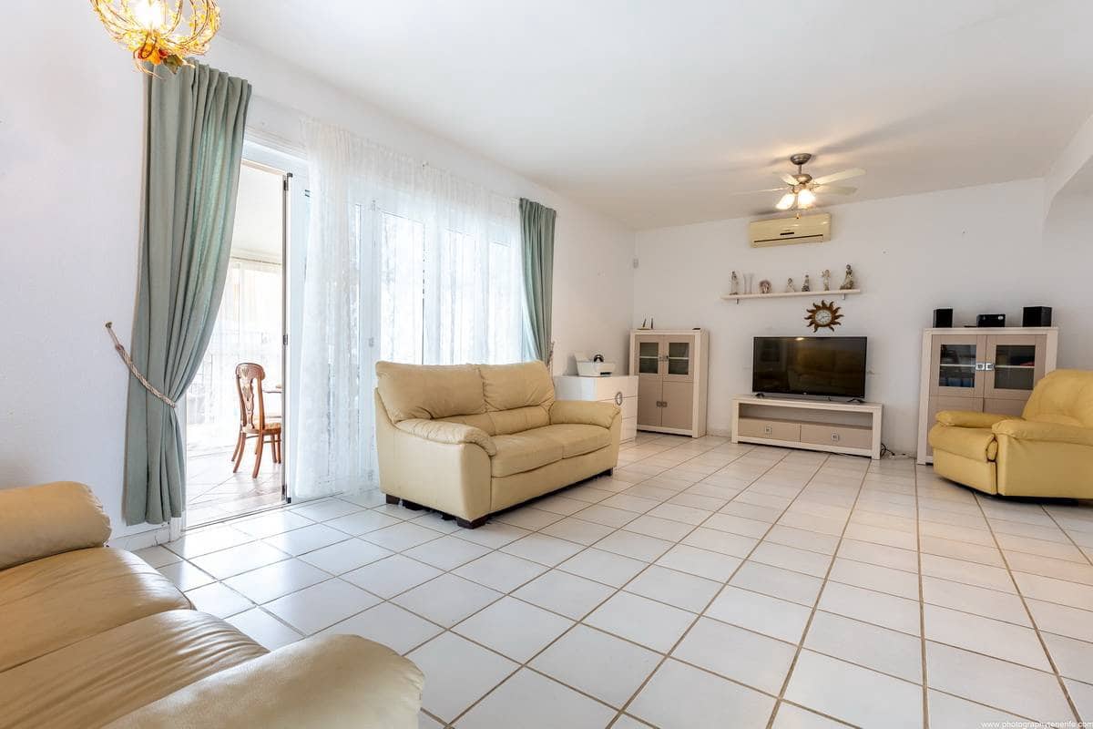 3 soveværelse Villa til salg i Callao Salvaje - € 700.000 (Ref: 8607445)