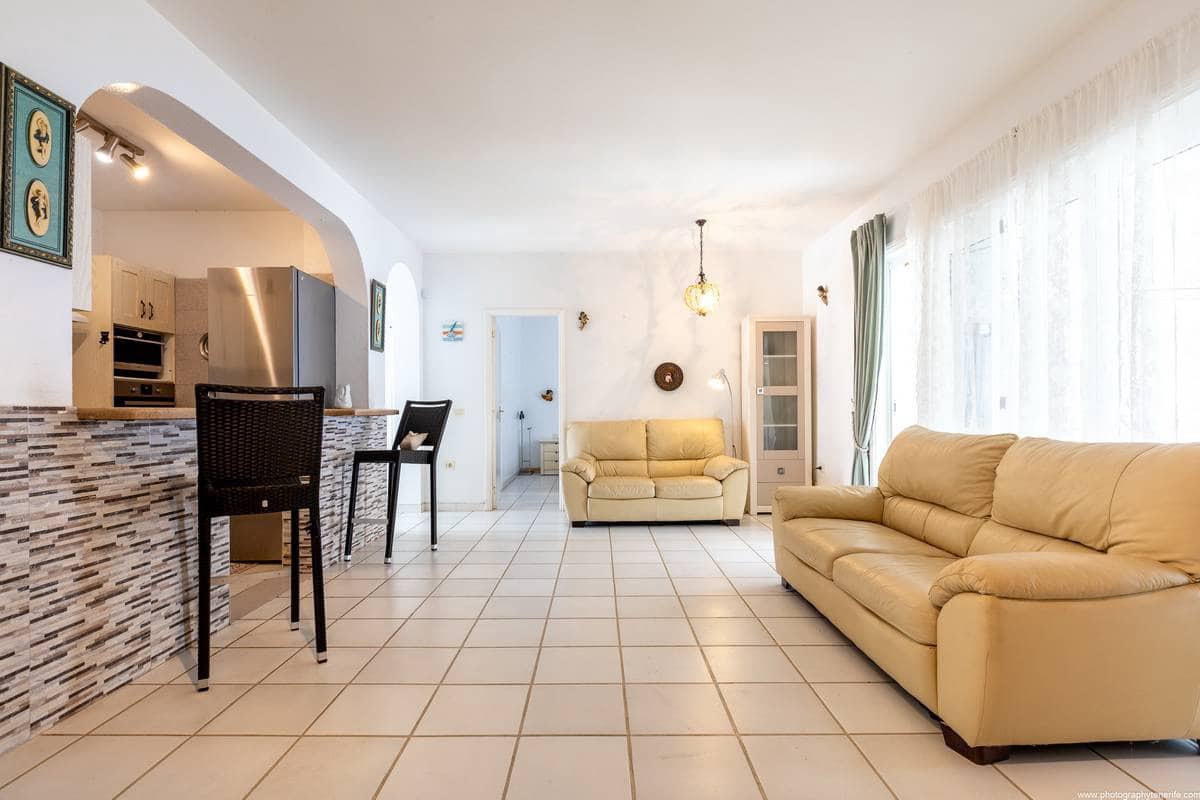 3 soveværelse Villa til salg i Callao Salvaje - € 700.000 (Ref: 8607445)