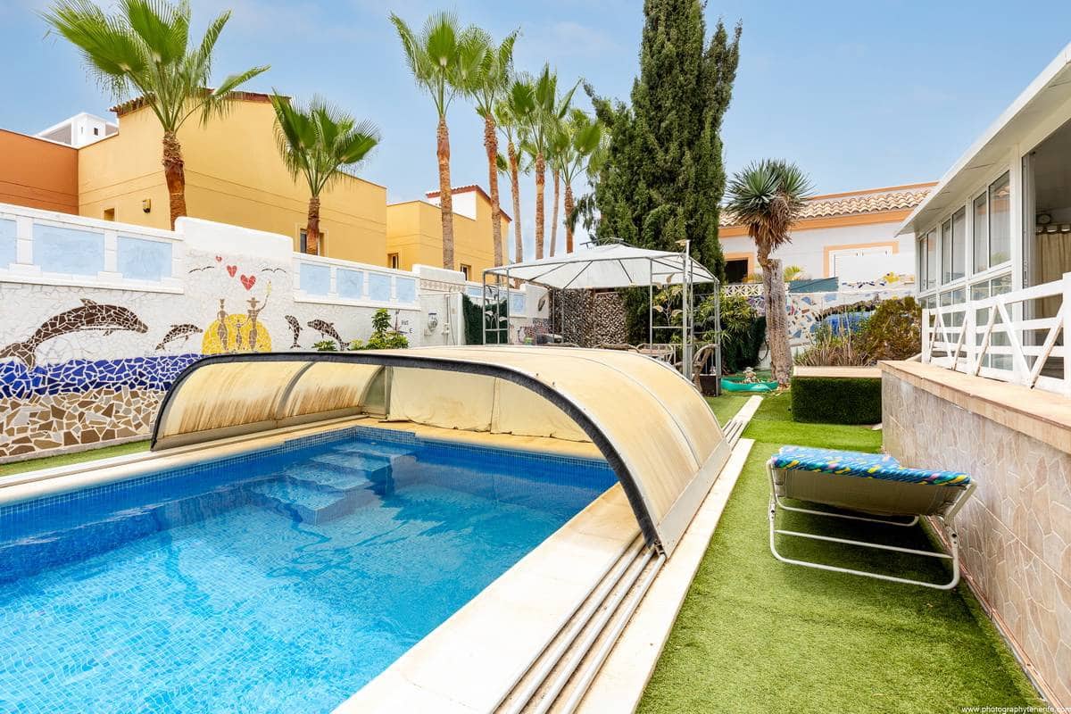 3 soveværelse Villa til salg i Callao Salvaje - € 700.000 (Ref: 8607445)